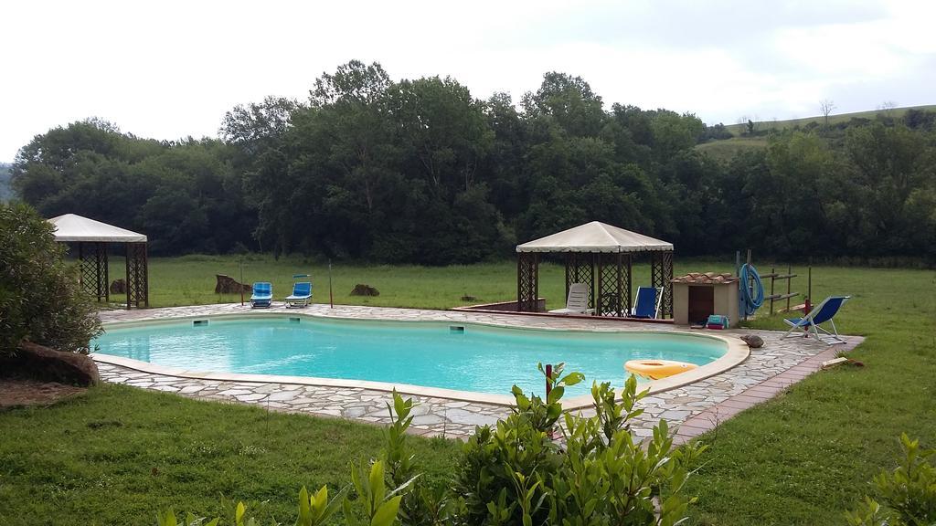 Agriturismo Alle Rose Volterra Exterior photo