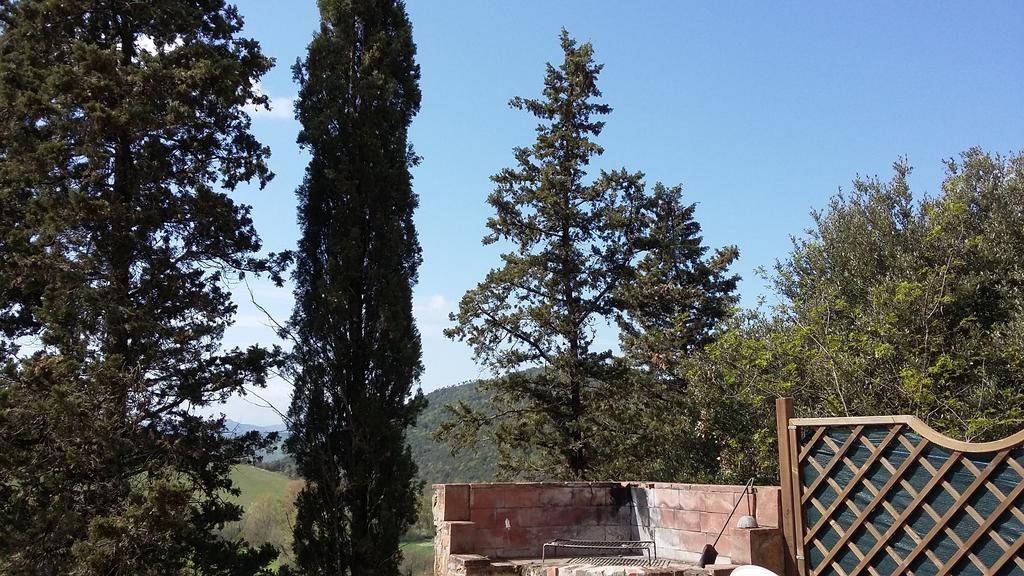 Agriturismo Alle Rose Volterra Exterior photo