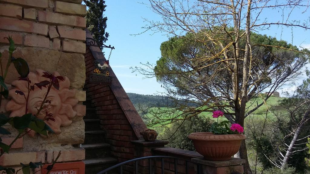 Agriturismo Alle Rose Volterra Exterior photo